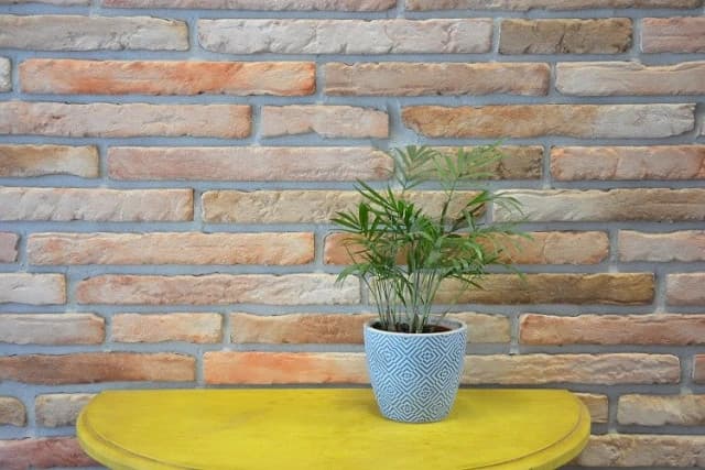 Tuile romaine – Face longue L 35 cm x H 4 cm / Face courte L 17 cm x H 4 cm – 38/16 pièces/m² – Couleur roche